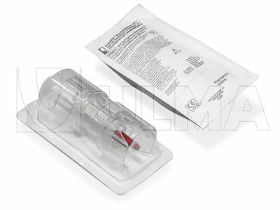 Produkt medyczny pakowany w folię twardą i miękką w zależności od formatu na maszynie termoformującej.
