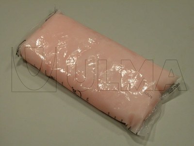 Gorąca parafina w płynie, pakowana w opakowanie poduszkowe na pionowej maszynie pakującej (HFFS).