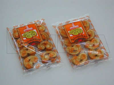 Ciastka pakowane na poziomej maszynie pakującej (HFFS).