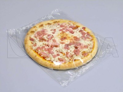 Pizza pakowana na poziomej maszynie pakującej (HFFS).