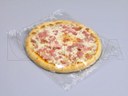 Pizza pakowana na poziomej maszynie pakującej (HFFS).