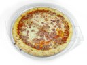 Pizza pakowana w folię twardą w atmosferze modyfikowanej (MAP) na maszynie termoformującej.