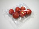 Pomidory pakowane na poziomej maszynie pakującej (HFFS).
